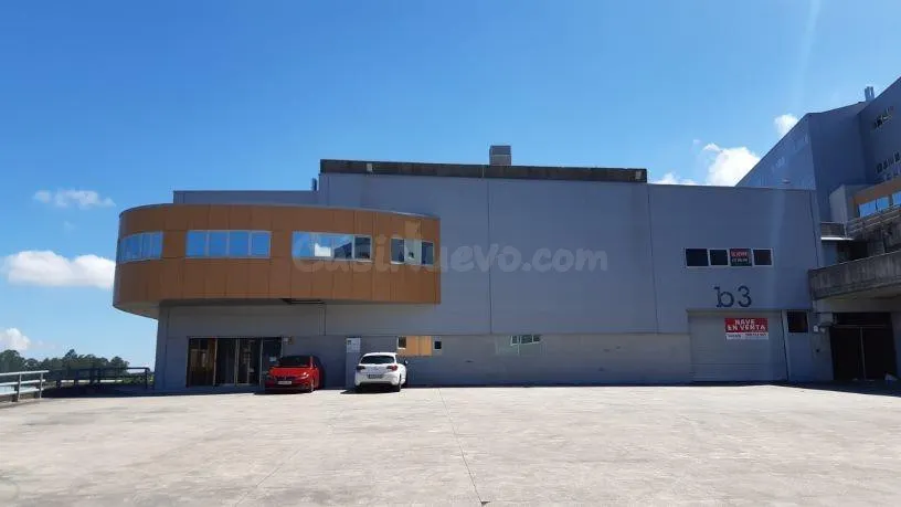 NAVE EN VENTA EN EL PTL VALLADARES (VIGO)