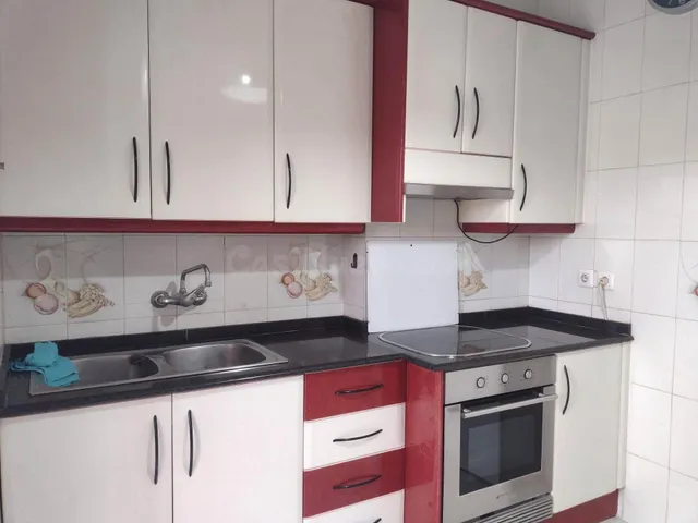 ¡Piso en Alquiler de Temporada en la zona de Infante Juan Manuel! — 2