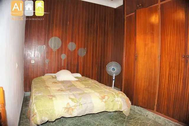 Tres casas independientes — 17