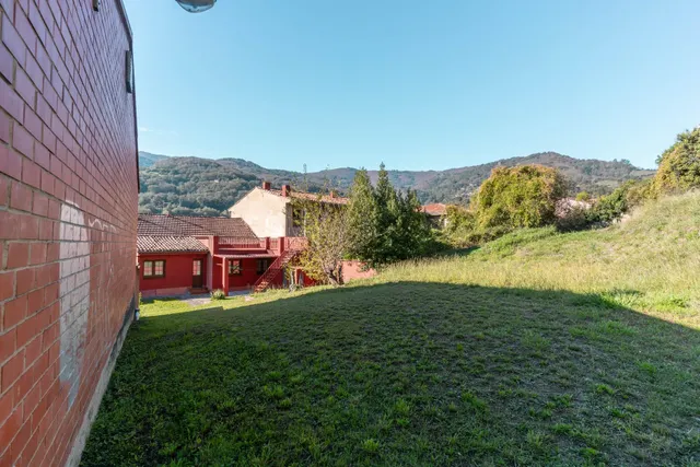 Casas, nave y fincas en venta en Caborana (aller) — 6