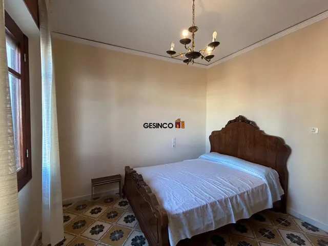 VIVIENDA EN ROTGLA Y CORBERA CON AMPLIAS POSIBILIDADES — 12
