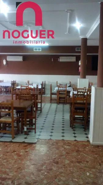 SE VENDE RESTAURANTE CON CASA EN VILLARRUBIA — 46