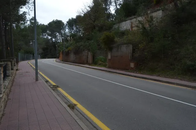 PARCELA EN VENTA EN EL MEJOR SITIO DE CORBERA DE LLOBREGAT (BARCELONA) — 22