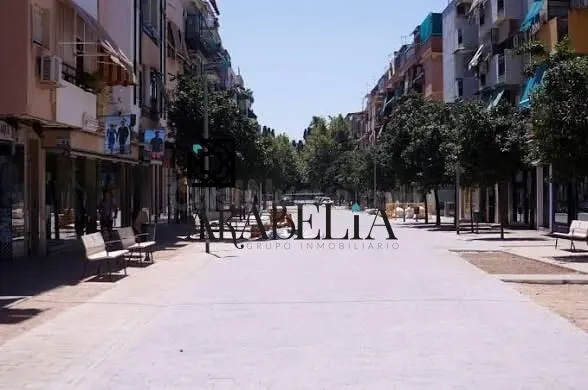 ¡Increíble Ático Reformado en zona Viñuela por €179,900!