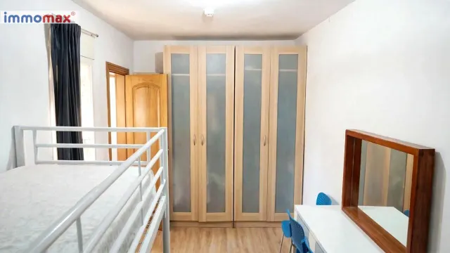 Piso en inmejorable zona de esplugues sin ascensor con terraza y 3 habitaciones — 8