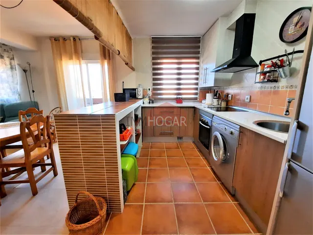 PISO EN VENTA EN NAVALUEGA, EN EL CENTRO DEL  PUEBLO — 13