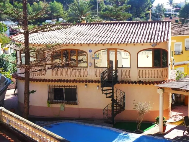 CASA EN ALTEA URBANIZACIÓN LA GALERA