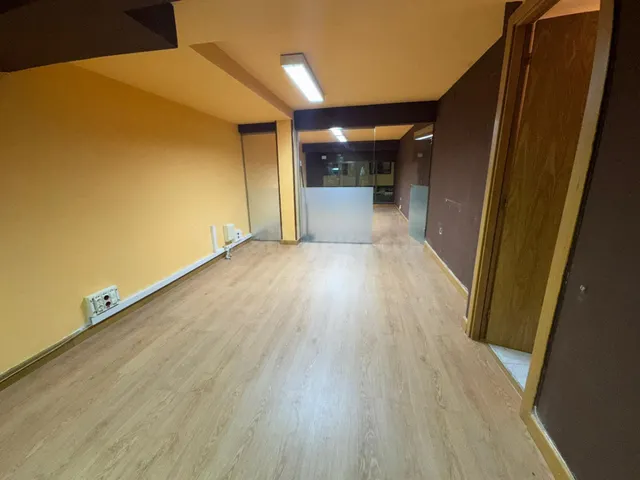 Oficina 50m² en alquiler - Carmelitas-Oeste - foto 4