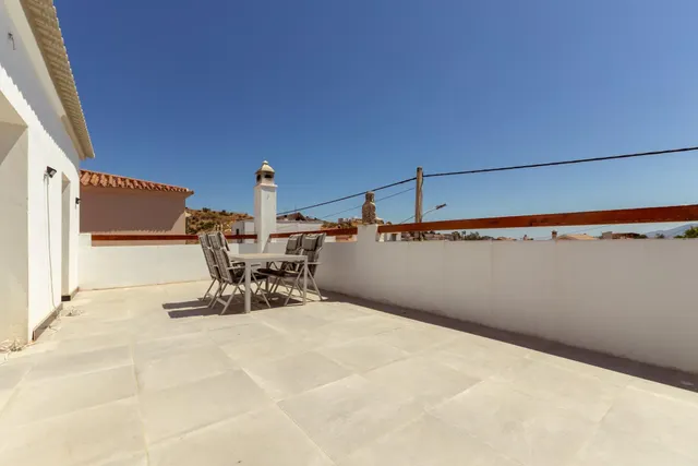 Espectacular casa independiente — 21