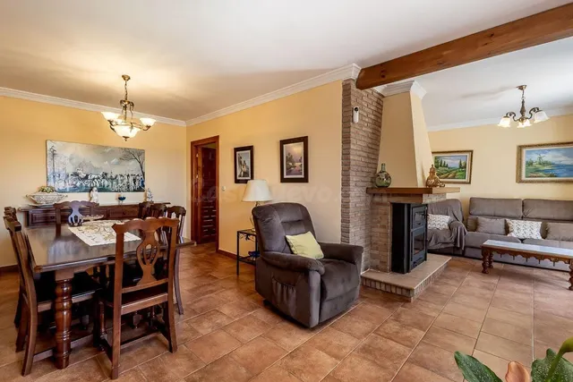 CASA INDEPENDIENTE EN ALFACAR CON PISCINA, JARDÍN, HUERTO Y  - foto 5