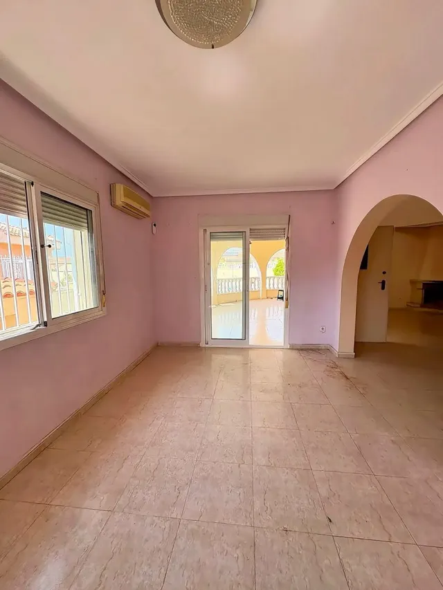 Casa 3 habitaciones 1m² en venta - Centro — 7