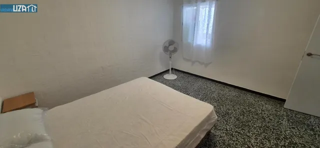 Amplio Piso en Excelente Ubicación — 11
