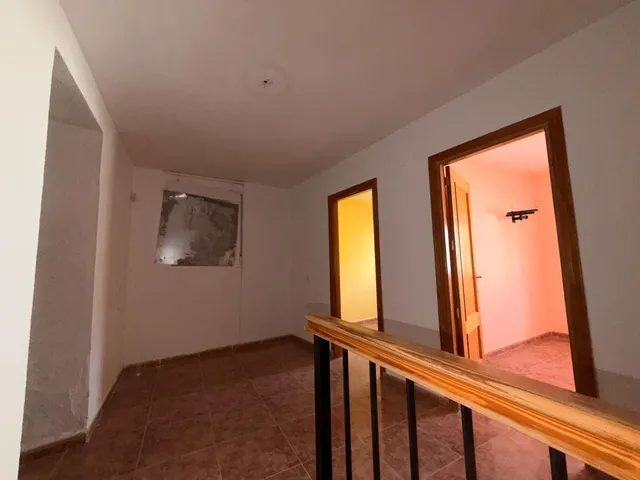 Casa de dos plantas y terreno en Canjáyar — 8