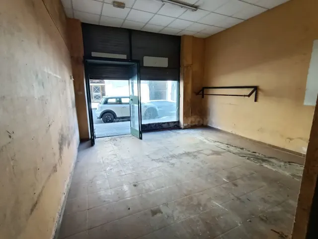 Local comercial 50m² en venta - O Burgo - Campus Universitar - foto 4