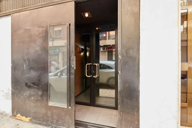 LOCAL CON LICENCIA EN CATARROJA — 6