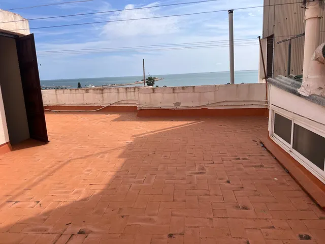 APARTAMENTO TRES habitaciones SEGUNDA LINEA DE MAR SANT CARLES DE LA RAPITA — 2