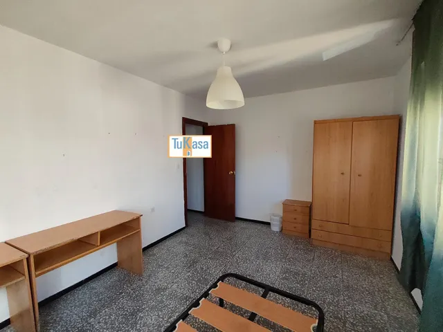 piso en Venta Centrico, a escaos metros de la Cruz de los Caidos, Cáceres — 19