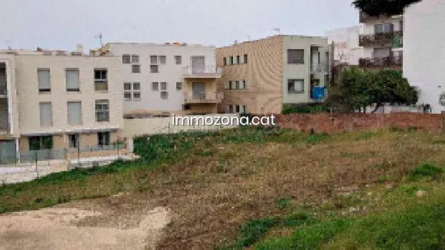 SUELO URBANO 1.485 M2, EN CALLE PORT DE LA SELVA DE LLANÇÀ, 