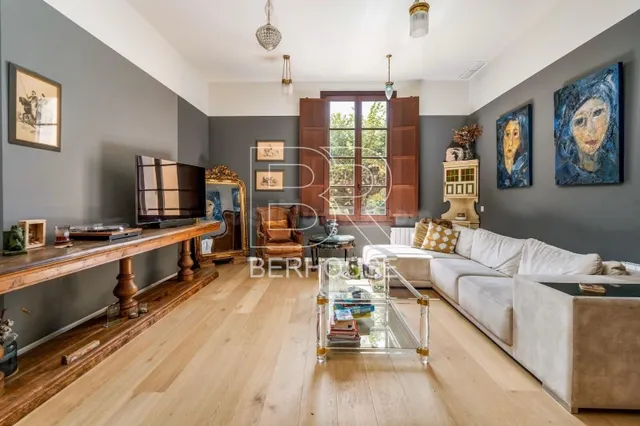 Piso con jardín privado en finca catalogada - Teià centro — 5