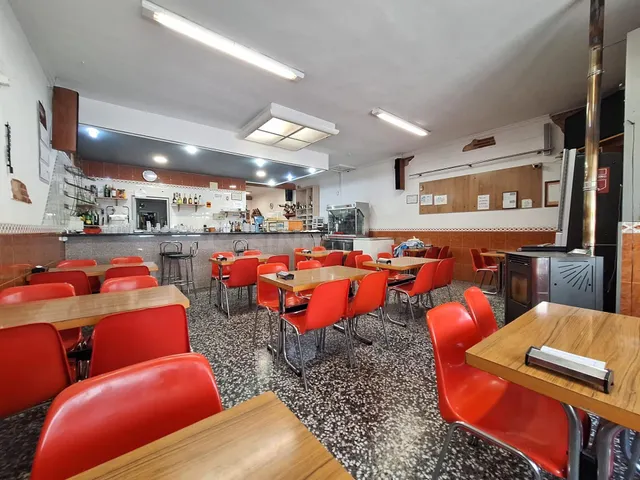 RESTAURANTE LISTO PARA TRABAJAR JUNTO AL PARC EUROPA DE BARB