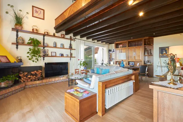 ESPECTACULAR CASA EN LA CORNISA CON VISTAS AL MAR — 12