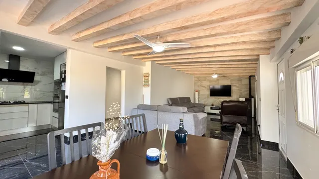 Exclusiva Casa Reformada con Piscina Privada y Parcela de 7.000 m2 en Blanca, Murcia — 4