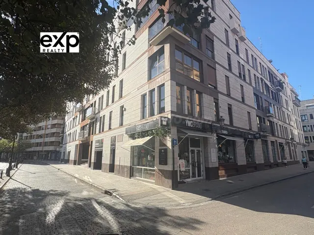 OPORTUNIDAD DE INVERSIÓN EN PLENO CENTRO DE VALENCIA - foto 2