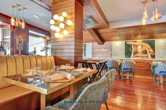 RESTAURANTE DE ALTO nivel FRENTE AL MAR EN PLAYA SAN JUAN — 9