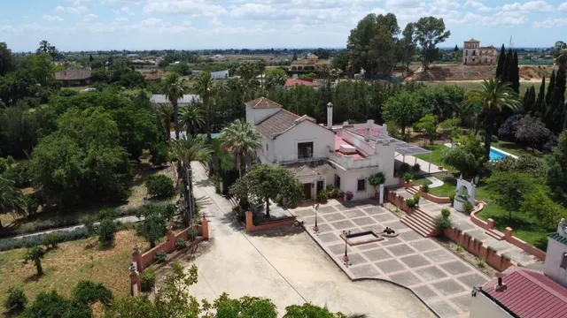 Villa 8 habitaciones 310m² en venta - Andalucia