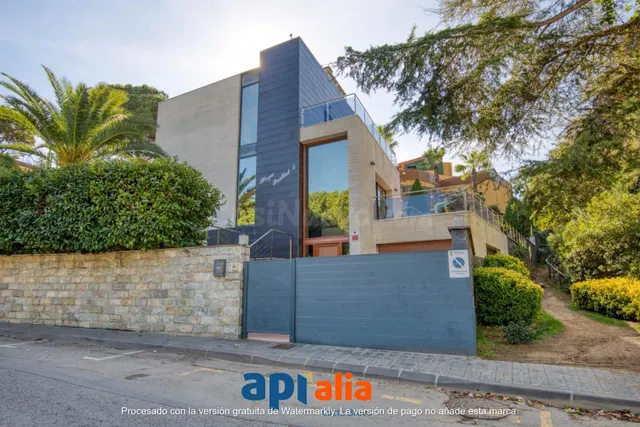 Casa con LICENCIA TURISTICA en Cala Sant Francesc, Blanes - foto 4