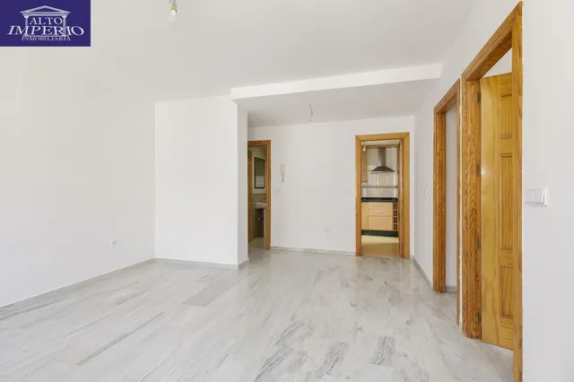 Piso con garaje y trastero — 13