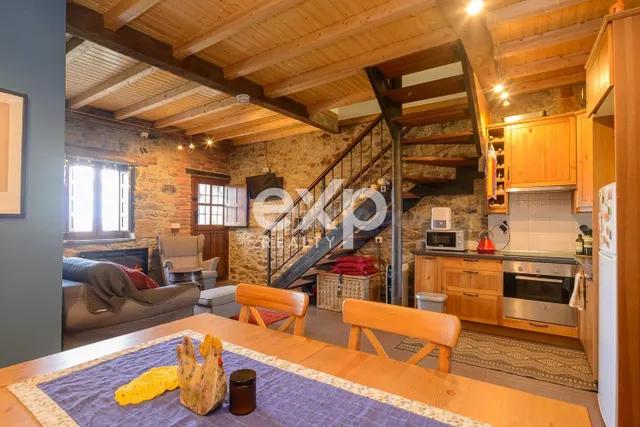 GRAN OPORTUNIDAD DE INVERSIÓN, CASA RURAL CON OPORTUNIDAD DE - foto 5