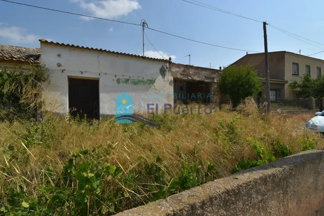 SOLAR URBANO CON EDIFICACIONES EN RUINA EN LA PINILLA - REF  - foto 3