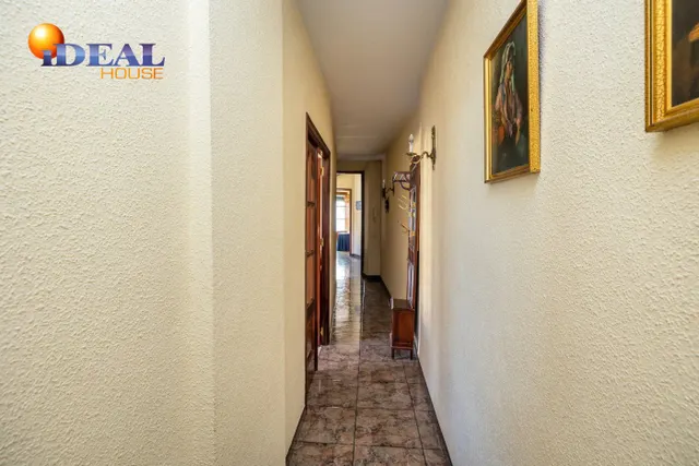 Espectacular edificio a 3 calles con vivienda y locales comerciales en pleno centro de Alhama de Gr — 25
