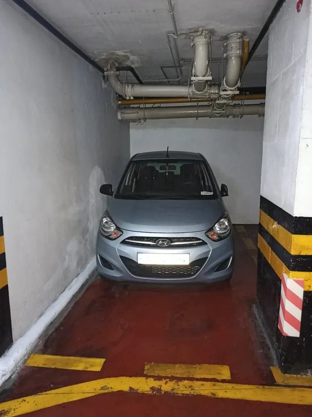 Plaza de garaje en venta junto al Hospital Puerta del Mar — 4