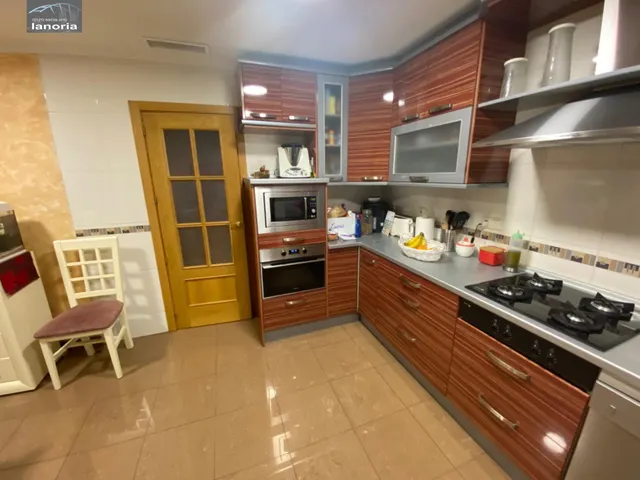 Grupo la Noria VENDE ADOSADO Amueblado y Equipado. Zona Barrio IMAGINALIA — 15