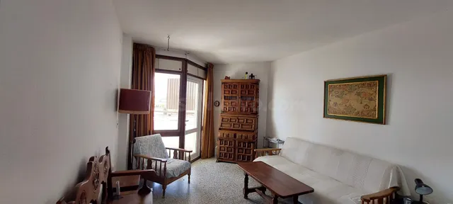 Piso en venta en Paseo Jaime I - foto 3