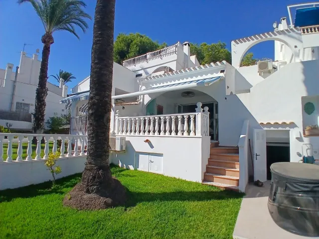 Casa 2 habitaciones en venta - Las Filipinas