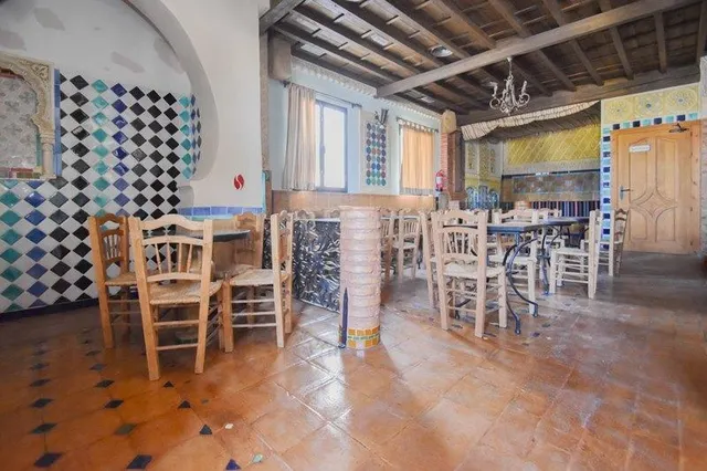Restaurante totalmente instalado con licencia — 6