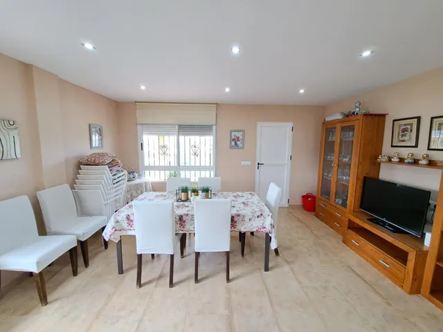 Precioso chalet en Urb. Respirall, Alzira — 24