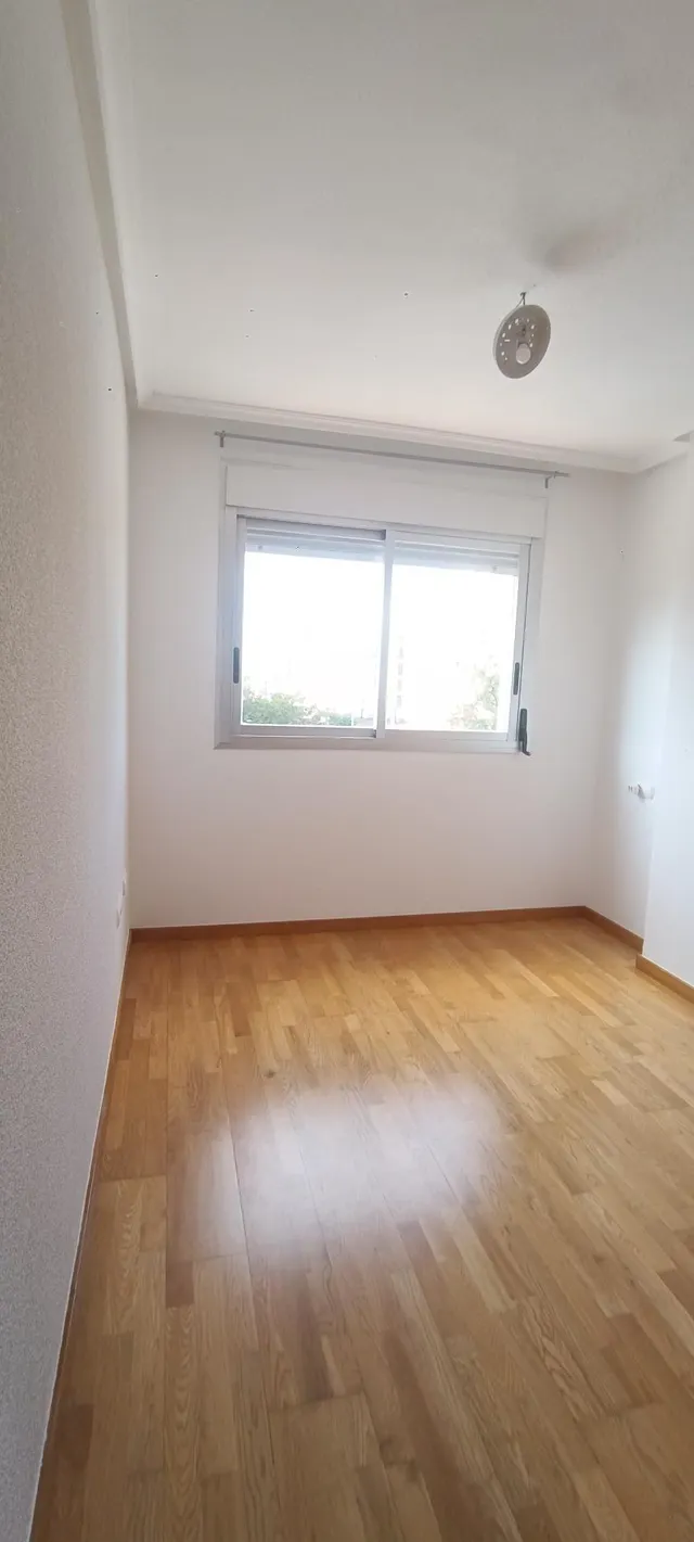 Oportunidad con TERRAZA en Juan Carlos I — 39