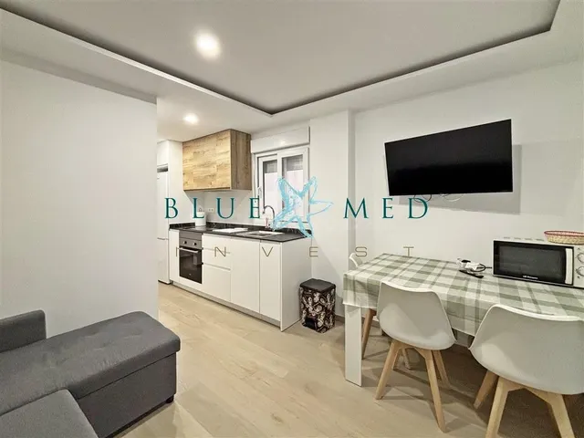 PISO – DOS APARTAMENTOS INDEPENDIENTES REFORMADOS A 1 MINUTO - foto 2