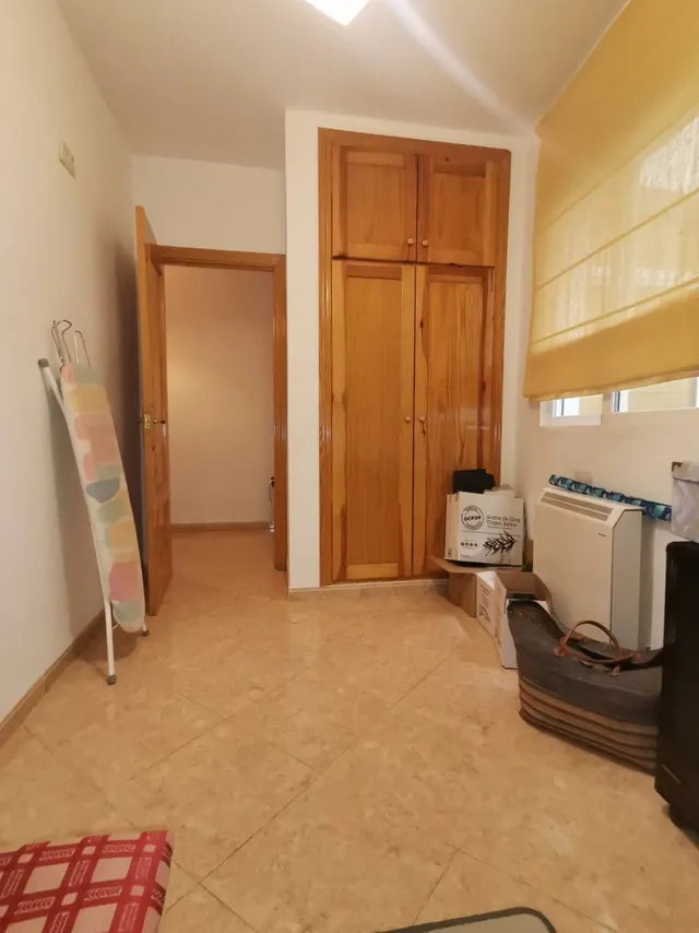 SE VENDE CASA EN PLENO CENTRO DE LOS VILLARES — 16