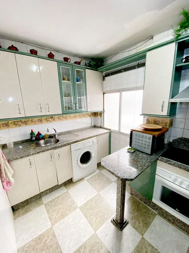 Piso 4 habitaciones 126m² en venta - Av. Barcelona - Viñuela - Rescatado — 8
