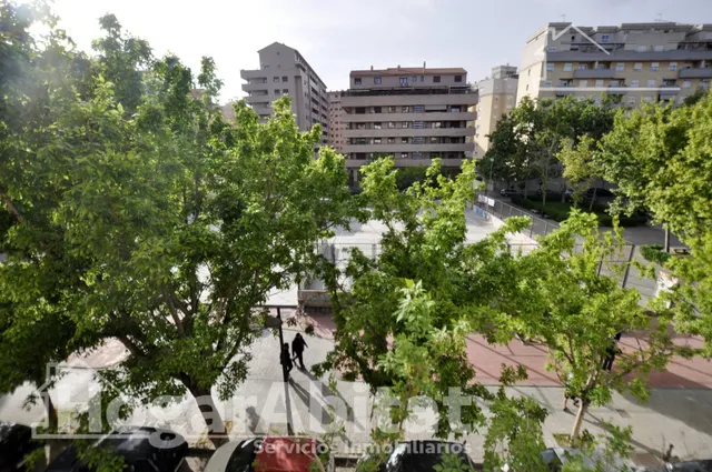 MAGNÍFICO PISO CON PISCINA, GARAJE Y TERRAZA EN BENIMACLET. — 42