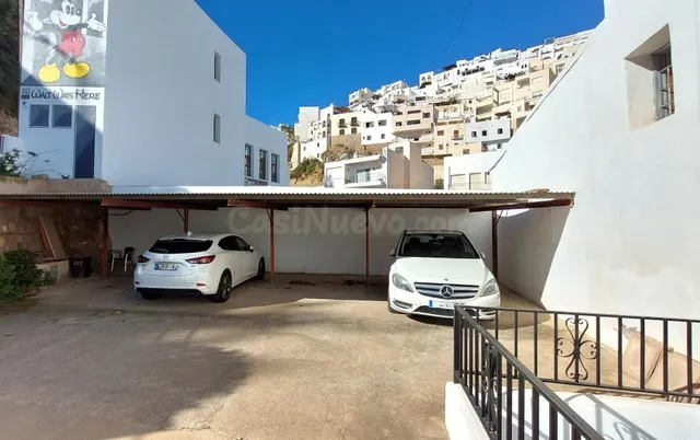 Piso de 4 dormitorios y garaje en la Fuente de Mojácar - foto 3