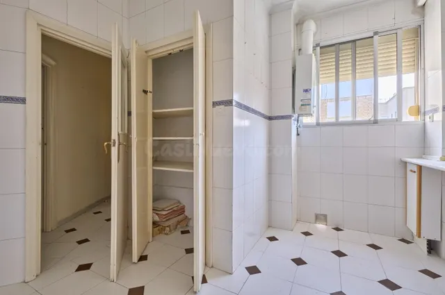 AMPLIO PISO DE 4 DORMITORIOS EN ZONA PIO XII — 5