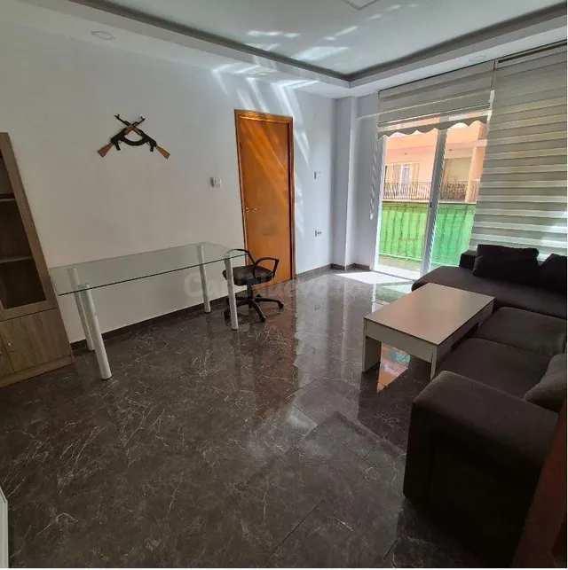SE VENDE MARAVILLOS PISO EN ZONA DEL MERCADO DE LA VALL D'UI - foto 2