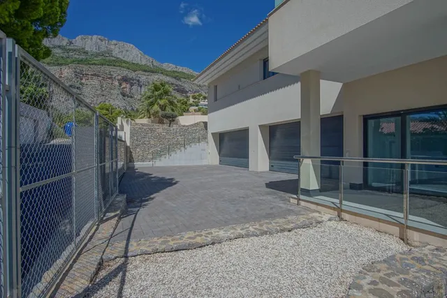 Villa 5 habitaciones 680m² en venta - Urbanizaciones — 7