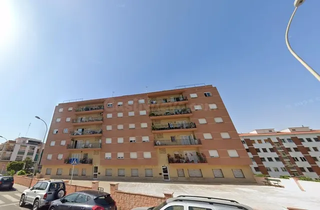 FANTÑSTICO PISO en Sitges (Barcelona) - foto 3